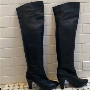 Joie over the knee boots, made in Italy. Sexy.